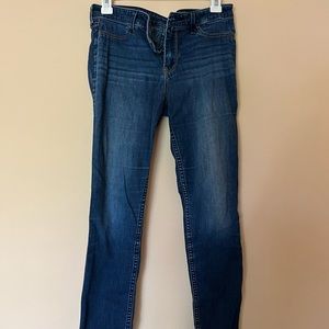 Hollister Dark Wash Skinny Jeans